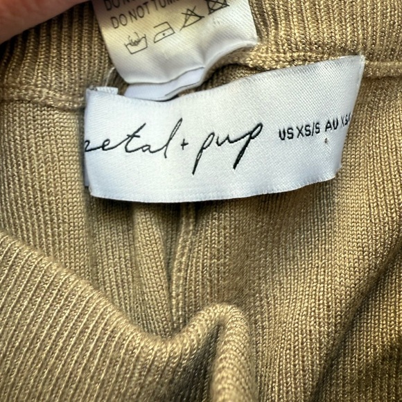 NWOT Petal and Pup SILVIE KNITTED SET - BEIGE Size XS. Includes Tank & Flare Leg - Picture 7 of 13